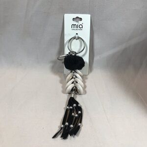 Cowrie Shell Fashion Keychain